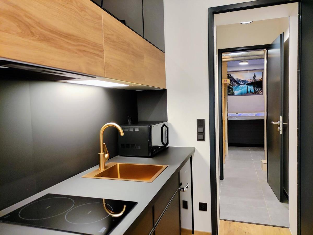 Grand Spa Harrachov - Wellness Luxusni Apartman S Velkou Virivkou, Saunou, Kuchyni A Venkovnim Posezenim V Centru Harrachova Extérieur photo