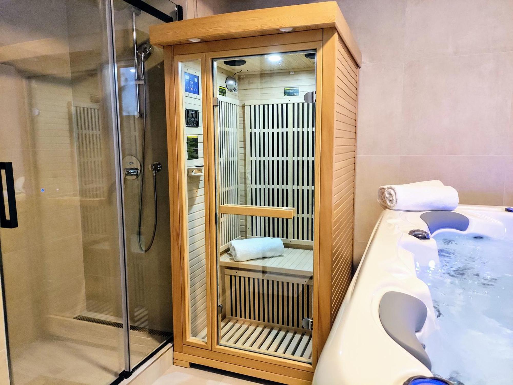 Grand Spa Harrachov - Wellness Luxusni Apartman S Velkou Virivkou, Saunou, Kuchyni A Venkovnim Posezenim V Centru Harrachova Extérieur photo