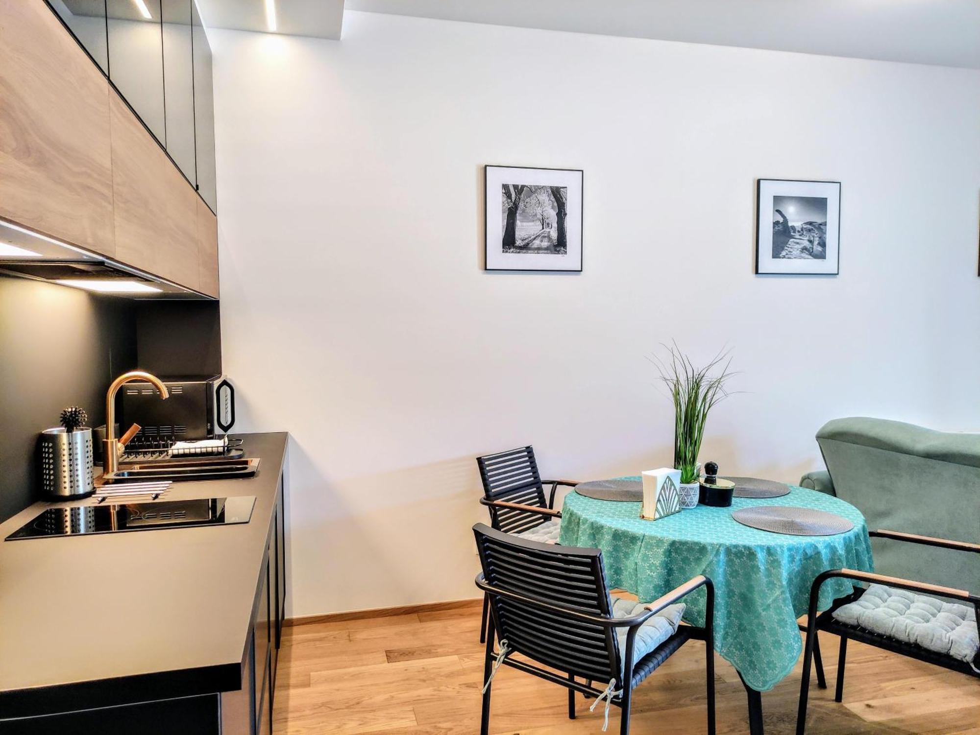 Grand Spa Harrachov - Wellness Luxusni Apartman S Velkou Virivkou, Saunou, Kuchyni A Venkovnim Posezenim V Centru Harrachova Chambre photo